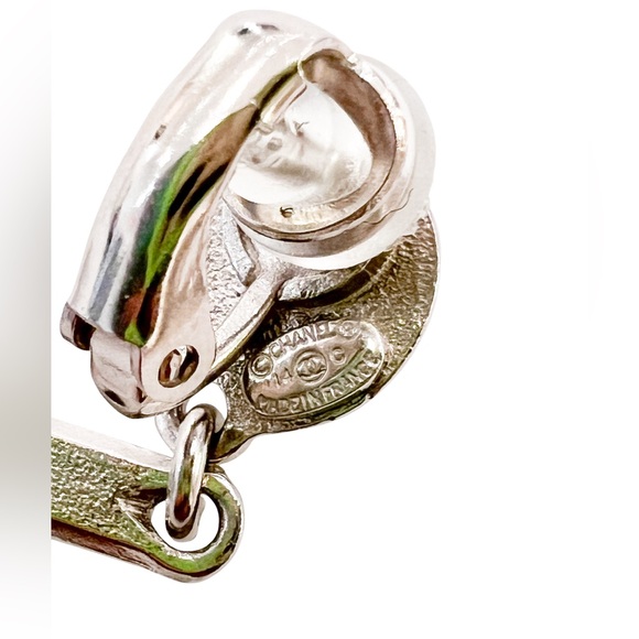 Chanel Art Deco style crystal clip on earrings - Picture 9 of 9